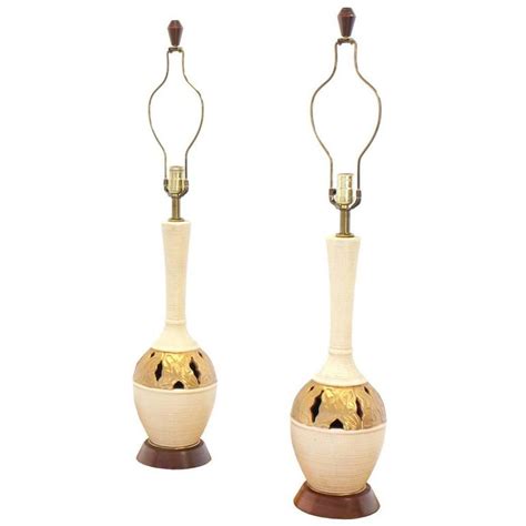 pair  vintage ceramic table lamps  sale  stdibs
