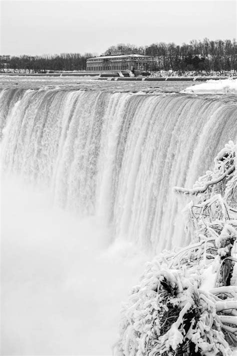 a trip to niagara falls during the polar vortex 100