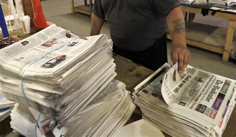 study newspaper circulation revenue surpasses advertising ap news