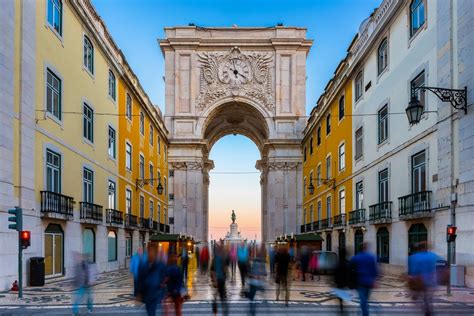 bairro alto    attractions  lisbon meet lisbon meet lisbon les deux mariettes