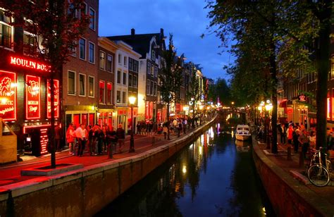 amsterdam tourist info travel guide amsterdam history of the red