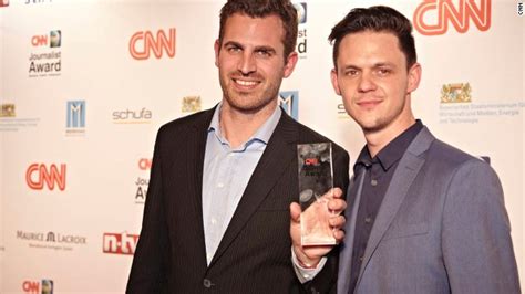 claas relotius wins cnn journalist award for convict carers coverage