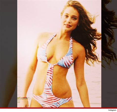 10 Swelteringly Sexy Shots Of Si Swimsuit Cover Babe Hannah Davis