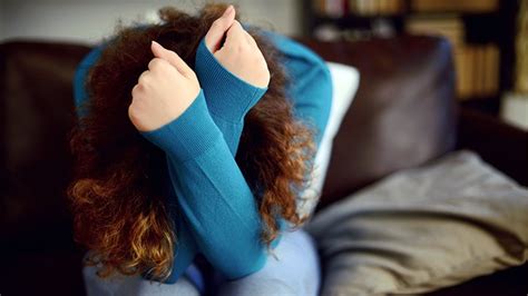 panic disorder symptoms causes and treatment everyday health