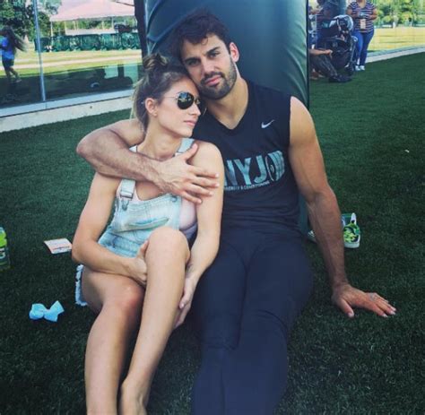 ‘babe it s on how eric decker s wife locks in sex time