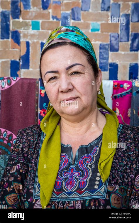 Uzbek Woman In Traditional Costume Dress Suit Samarkand Uzbekistan