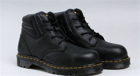 ready stock dr martens icon  steel toe safety boots mens fashion footwear boots