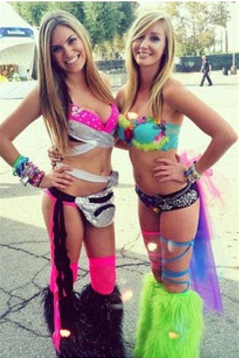 raver girls love the fanny pack edm pinterest radios the o jays and fanny pack
