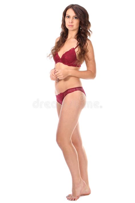 Красивая полная женщина красоты брюнет тела в сексуальном нижнем белье Стоковое Фото