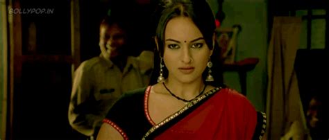 Pin On Sonakshi Sinha My Favourite Actress
