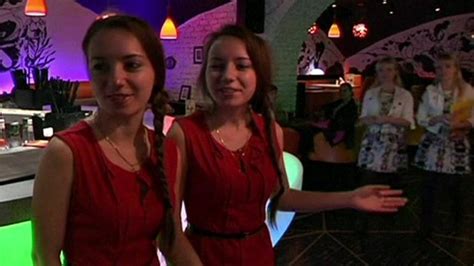 twin stars restaurant in moscow only hires sets of twins