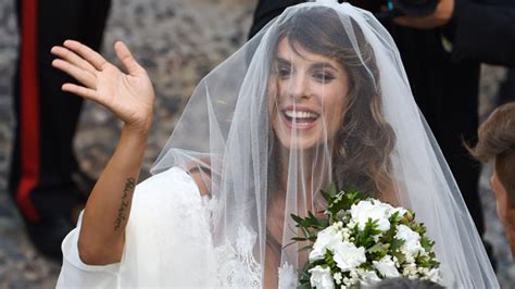 george clooney s ex elisabetta canalis ties the knot with