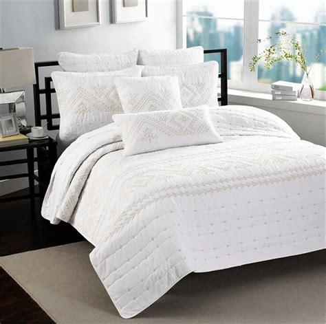 luxury white cotton embroidery retro vintage quilt pcssets  bedding set summer cool bed