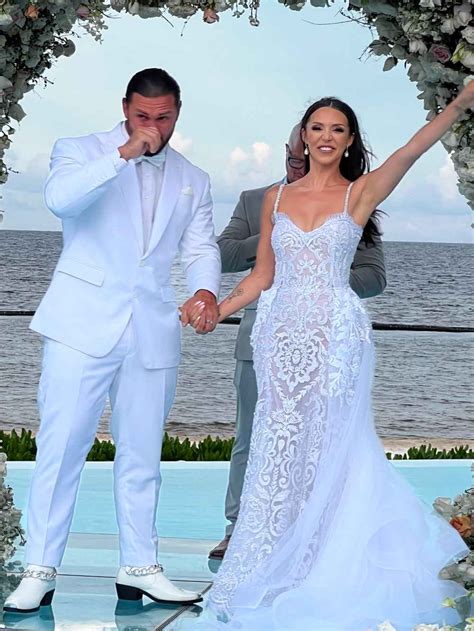 See Scheana Shay S Eye Catching Wedding Day Dresses Photos
