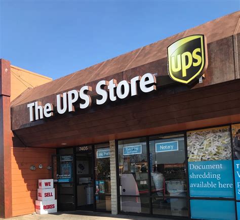 ups store    reviews printing services