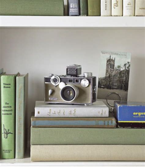 you won t believe what these 97 amazing antique finds are worth decorate vintage camera