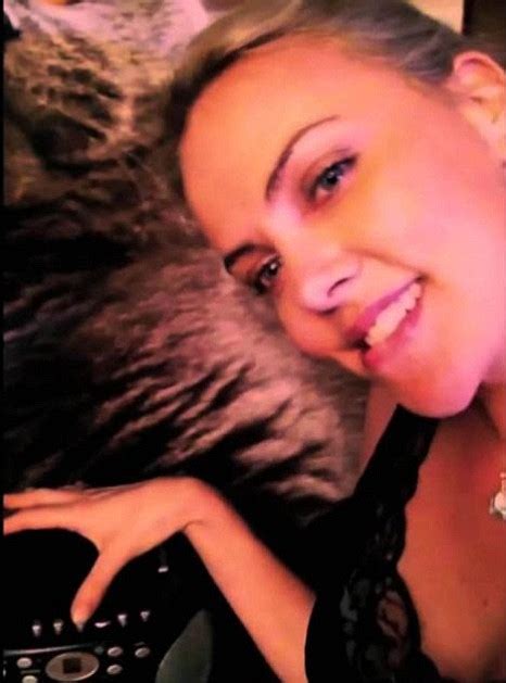 Charlize Theron Mocks Sex Tape Celebrities With Kinky