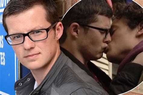 Eastenders Ben Mitchell To Finally Come Out As Feelings