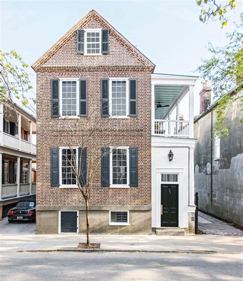 charleston single house built     house