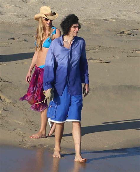 beth ostrosky  howard stern    guests  vacation   day