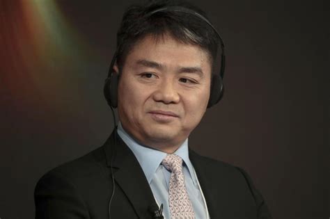 Chinese Billionaire In Umn Program Leaves U S Despite Arrest In Sex
