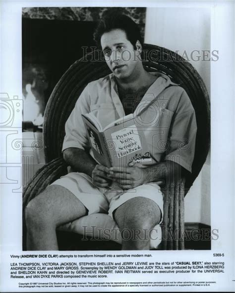 1987 press photo andrew dice clay in a scene from casual sex