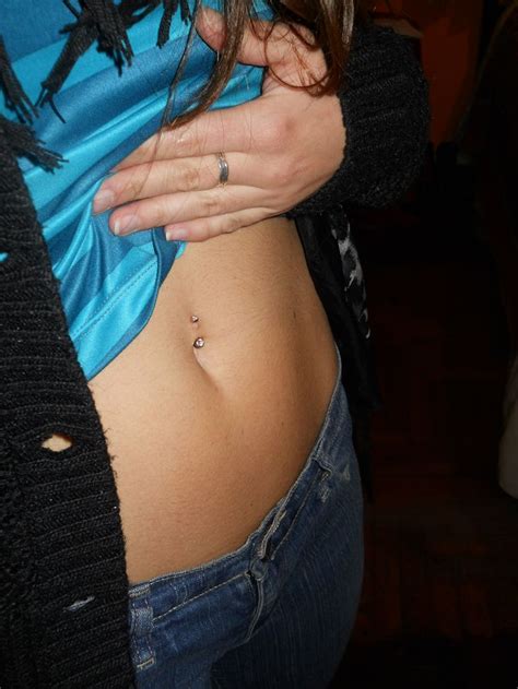 miley cyrus belly button piercing porn pictures