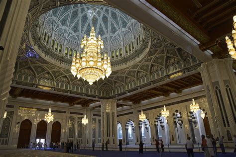 sultan qaboos grand mosque   muscat pictures oman
