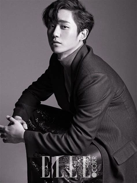 south korean actor jung hae in for elles sept 14 edition junghaein elle threemusketeers