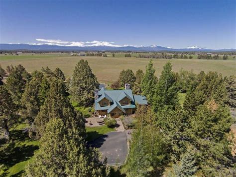 log home   acres sisters  sisters deschutes county central oregon area single family