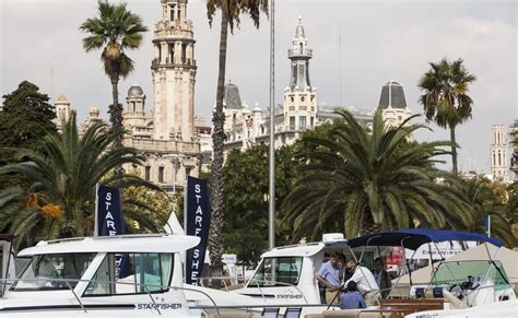 barcelona boat show hosted   glamorous mediterranean yacht charter location barcelona