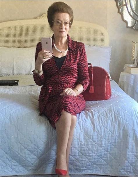 meet irish granny eileen smith the 79 year old taking instagram by storm with her style