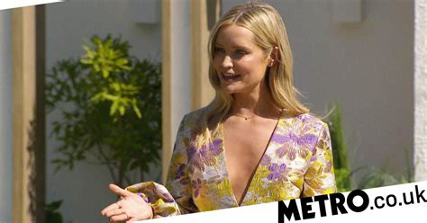 Love Island Spoilers Laura Whitmore Arrives For Double Dumping Metro
