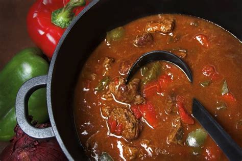 het lekkerste draadjesvlees smulwebnl recept crockpot recepten pastasaus voedsel ideeen