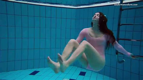 underwater show redhead teen hottie liza undresses her