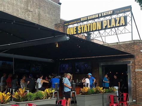 station plaza  beer garden hosts soft opening   cj sullivans space bayside