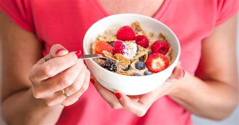 eat breakfast  fast nutritionist discusses