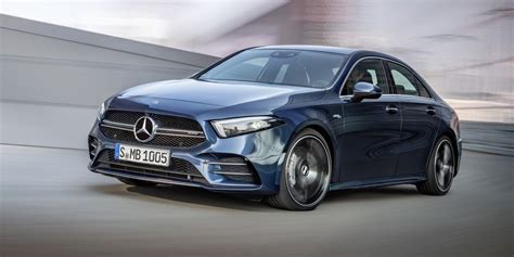 mercedes amg  debuts  americas  entry level amg