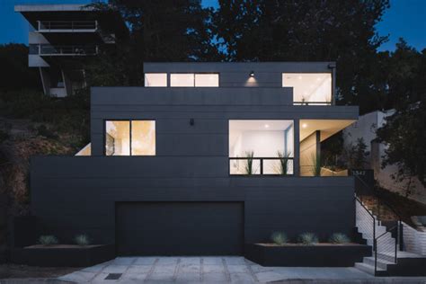 modern house   dark exterior  cozy interiors digsdigs