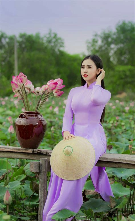 Ghim Của Đinh Tuấn Kiệt Trên áo Dài Cô đơn Phụ Nữ Áo Dài Việt Nam