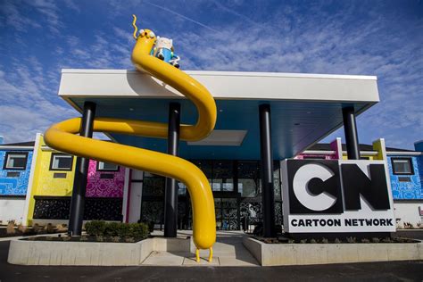 sneak peek      worlds  cartoon network hotel