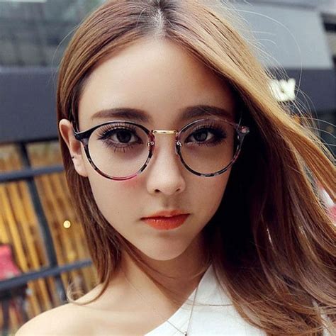 Resultado De Imagem Para Cute Womens Eyeglass Frames For Round Faces