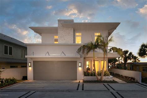modern florida masterpiece designed  renowned architect phil kean florida luxury homes