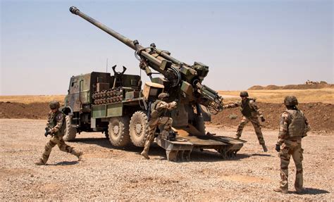 army    artillery guns  fire hyper velocity shells