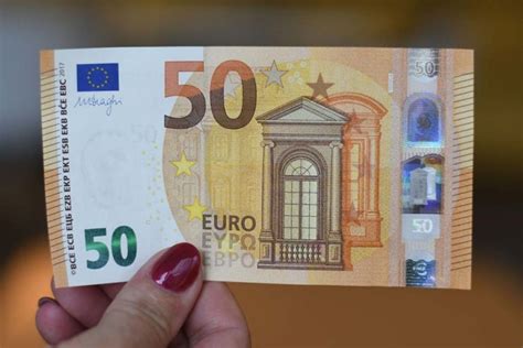 evro poddelka opisanie kupyury priznaki falshivoy banknoty sposoby