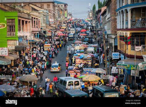 busy  crowded street kumasi ghana west africa stock photo alamy