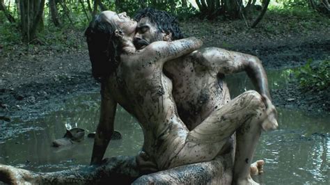 naked sara forestier in love battles