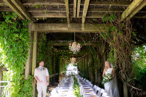 ubc botanical garden wedding photography langley wedding elopement photographer stefanie