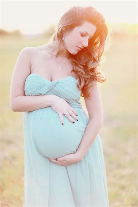 pin on maternity photos