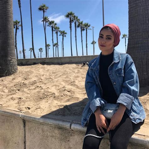 Pin By Briel Lowman On Outfits Hijab Fashion Muslim